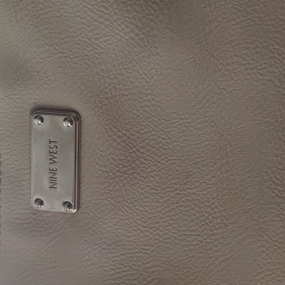 Mystery Purse Box - Picture 11 of 16